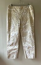 Bahama Hand Prints Sz 14 Stretch Pull On Cream Palm Print Capri Pants - $25.91