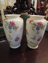 Pair Of Floral Vases 7 1/2&quot; Tall Gorgeous Bouquet Decor Rare - £43.06 GBP