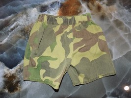 Build a Bear Camo Print Shorts EUC - £7.09 GBP