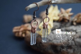 Copper electroformed small clear quartz crystal points earrings black dark patin - £22.81 GBP