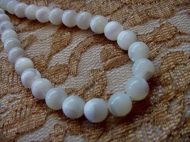 (v456) 17&quot; WHITE Mother of Pearl Beads pearls 8 mm beaded Necklace JEWELRY - £25.40 GBP