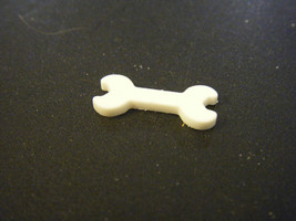 Milton Bradley Original &quot;Operation&quot; Replacement Game Piece - Wrench - £4.77 GBP
