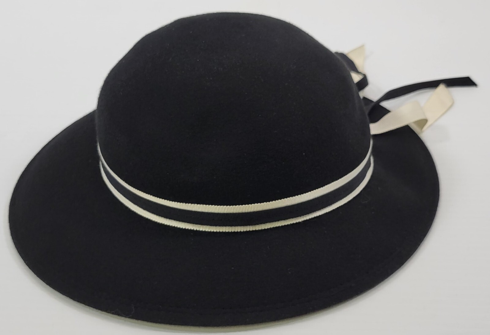 *R) Woman Bollman Junior Seasons New York Doeskin Felt Wool Black Bucket... - $19.79