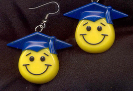 Graduation Smiley Face EARRINGS-Funky Novelty Jewelry-BLUE Cap - £5.59 GBP