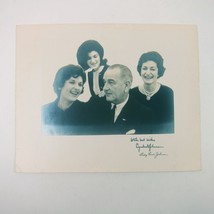 Photo President Lyndon B. Johnson with Wife Lady Bird &amp; Daughters Vintage 1963 - £31.92 GBP