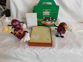 California Raisinettes 3 figures with Bread Stage 1987 - £12.50 GBP
