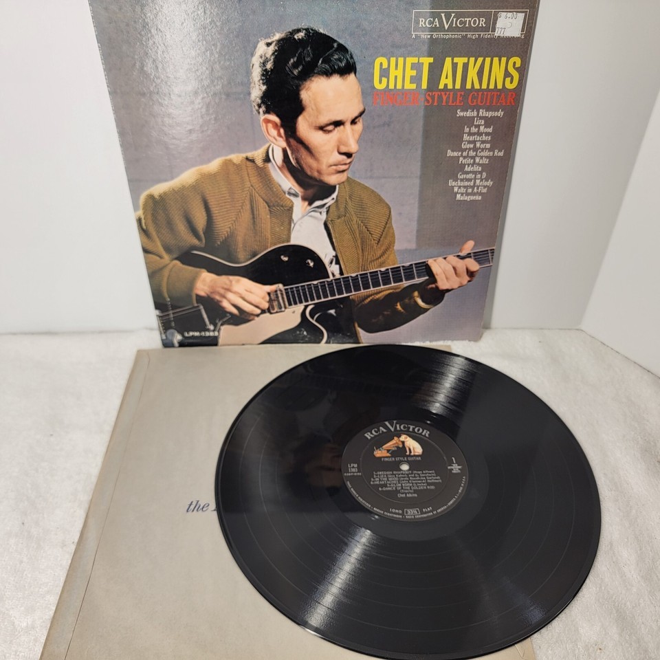 Chet Atkins - Finger-Style Guitar - RCA Victor LPM-1383 RE - CLEANED &amp; T... - $6.69