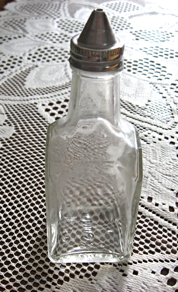 Gemco Clear Glass Cruet-Oil/Vinegar Stainless Shaker Top-USA - $7.00