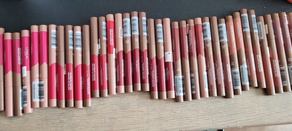 L&#39;Oreal Paris Matte Lip Crayon (Lot of 1 or 2 ) 0.04oz./1.3g (You Pick) ... - $6.93+