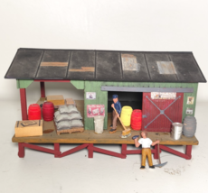 HO Scale Walthers Freight Depot Diorama with Figures Barrels and Cargo - $34.99