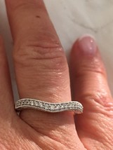 White Gold Diamond Wavy Band Ring with 1/6 ct tw Size 6 1/2 - £257.71 GBP
