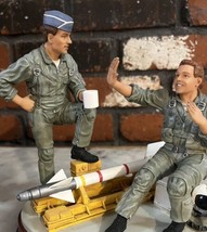 VTG G.I. Joe • Story Of Victory • 2000 Hasbro Collector Figures Statue 1... - $25.97