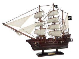 Wooden Calico Jack&#39;s The William White Sails Pirate Ship Model 20&quot;&quot; - £107.92 GBP