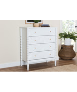 Laverne White Bobbin Wood 4-Drawer Chest - $9,408.17 MXN
