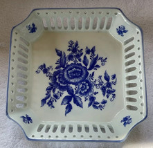 Andrea by Sadek Porcelain Blue White Floral Square Pierced Trinket Jewelry Dish - £19.04 GBP