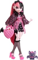 Monster High Draculaura Articulated doll with pet and fashion accessories, HHK51 - £230.97 GBP
