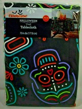 Sugar Skulls Halloween Dia de los Muertos Vinyl Lined Tablecloth 70&quot; Round - £7.52 GBP