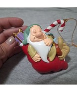 Disney Grolier - Sleepy - Snow White Christmas Ornament - $256.99 MXN
