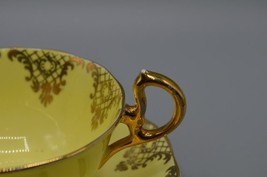 Royal Albert Crown China Yellow White Tea Cup and Saucer Gold Lattice Trim - £61.01 GBP