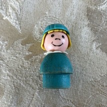 Vintage Fisher-Price ORIGINAL LITTLE PEOPLE Wooden Girl With hat Turquoise - $18.51