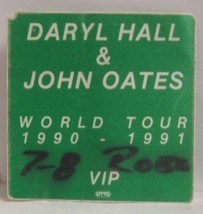 HALL &amp; OATES - VINTAGE ORIGINAL CONCERT TOUR CLOTH BACKSTAGE PASS *LAST ... - £7.97 GBP