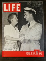 Life Magazine October 18, 1943 Marshal Field - Naples - Iceland Coca-Cola Ad E2 - £7.60 GBP