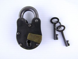 Antique 3.5 Inch Unmarked Padlock w Key Set Steel Cable Closed Shackle 0... - £19.73 GBP