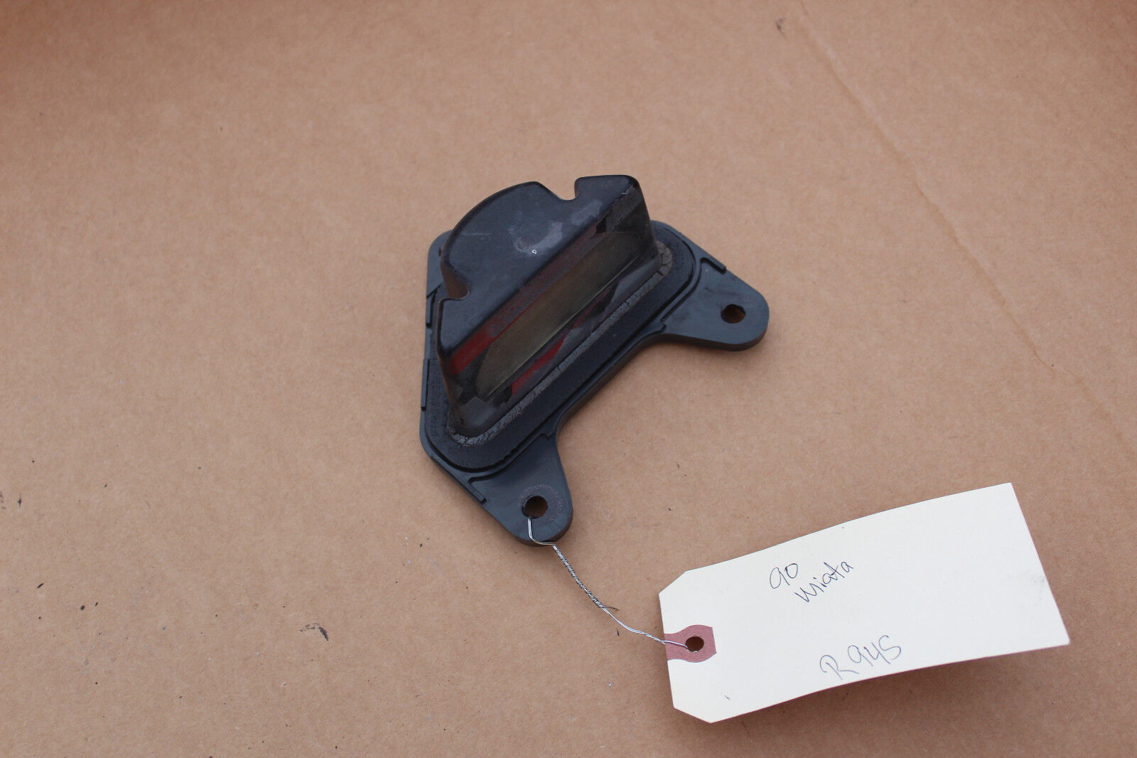 1990-1997 MAZDA MX-5 MIATA LEFT SIDE LICENSE PLATE LIGHT  R945 - $54.99