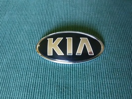 2014-2018 Kia Forte black and chrome hood emblem. Used OEM - £10.97 GBP