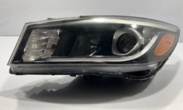 *Damaged* 2015-2018 Kia Sedona Left Headlight P/N 92101-A9 Genuine Oem Part - £29.13 GBP