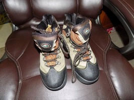 RedHead Bone Dry Waterproof Boots Size 5 Boy&#39;s EUC - £26.19 GBP