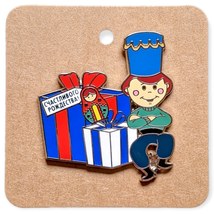 It&#39;s a Small World Disney Pin: Russia Holiday Gifts, Christmas - £27.34 GBP
