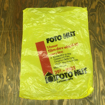 Vintage small yellow plastic bag foto hut film developing movie photo prop - $363.96 MXN
