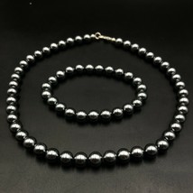 Gris Coque Perle 8x8 MM Perles Extensible Réglable Collier &amp; Bracelet Ensemble - £13.53 GBP