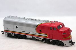 Bachmann HO Scale EMD F9 Santa Fe #307 Powered locomotive - $44.96