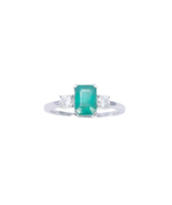 18ct White Gold Natural Emerald Cut Emerald &amp; Round Diamond Trilogy Ring... - $39,112.24 MXN