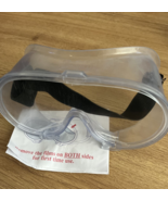 Goggles Eye Protection Fits Over Eyeglasses Crystal Clear Lens NEW - $28.16 CAD