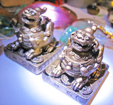 Haunted Pi Yao Winged Lions Pair Transform Fortune Magick Witch Cassia4 - £20.68 GBP