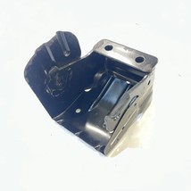 Nissan Altima 3.5L Right Engine Motor Mount Bracket 05-06 OEM 180075 - £27.23 GBP