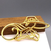 Vintage Lady Remington Outline Brooch, Large Gold Tone Silhouette Stylish Woman - £24.74 GBP