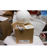 Mydethun &quot;3D Lunar 5.5&quot; Moon Lamp W/Wooden Base&quot; LED Mood White/Yellow L... - $369.01 MXN