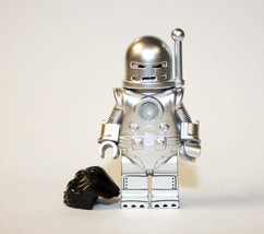 MV Iron-Man MK1 Silver Prototype Minifigure US Shipping Warehouse - $7.38