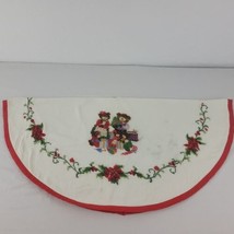 Embroidered XMAS Tree Skirt Handmade Holly Ivy Berries White Needlepoint 36&quot; Vtg - £26.33 GBP