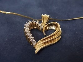 Womens Vintage Estate 14K Gold Necklace W/ Diamond Heart Pendant 5.3g E1453 - £358.30 GBP