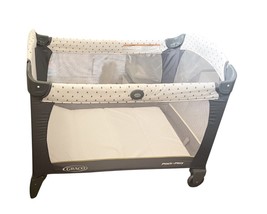 Graco Pack 'n Play Portable Playard with Carry Bag – Good Condition Baby Crib image 3