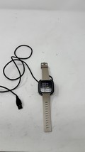 Fitbit Versa 2 Smartwatch Comes With Charger, Pre Owned - $461.09 MXN