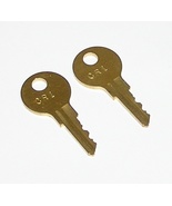 2 - CR1 CR1X Sanitary Napkin Vending Machine Dispenser Cabinet Keys - $202.83 MXN