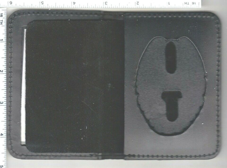 Leather Wallet for Concealed Weapons Carry Permit Badge CCW/CWP - $18.65