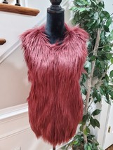 Romeo &amp; Juliet Women Pink 100% Acrylic Couture Plum Faux Fur Vest Jacket Size L - £23.18 GBP