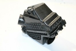 2005-2008 ACURA RL INTAKE AIR CLEANER BOX ASSEMBLY P2563 - £71.96 GBP
